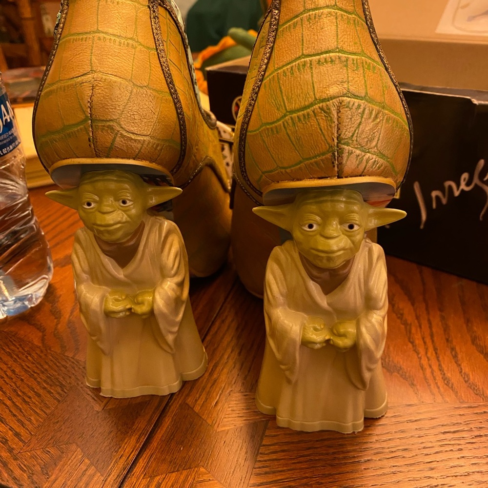 Irregular Choice Yoda Star Wars shoes size 40EUC